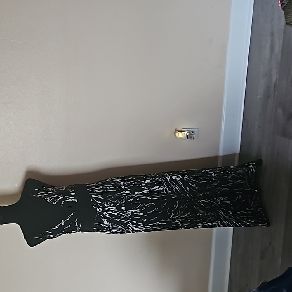 Dresses (Total= 16 dresses)